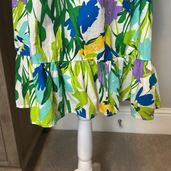 Maggy London | Soft White Floral Short Puff Sleeve A-Line Pockets | 10 - Picture 7 of 13